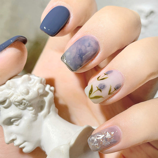 [2024  SALE] Romantic Blue Tulip Flower Short Press On Nails